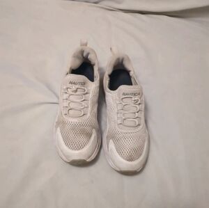 white nautica sneakers